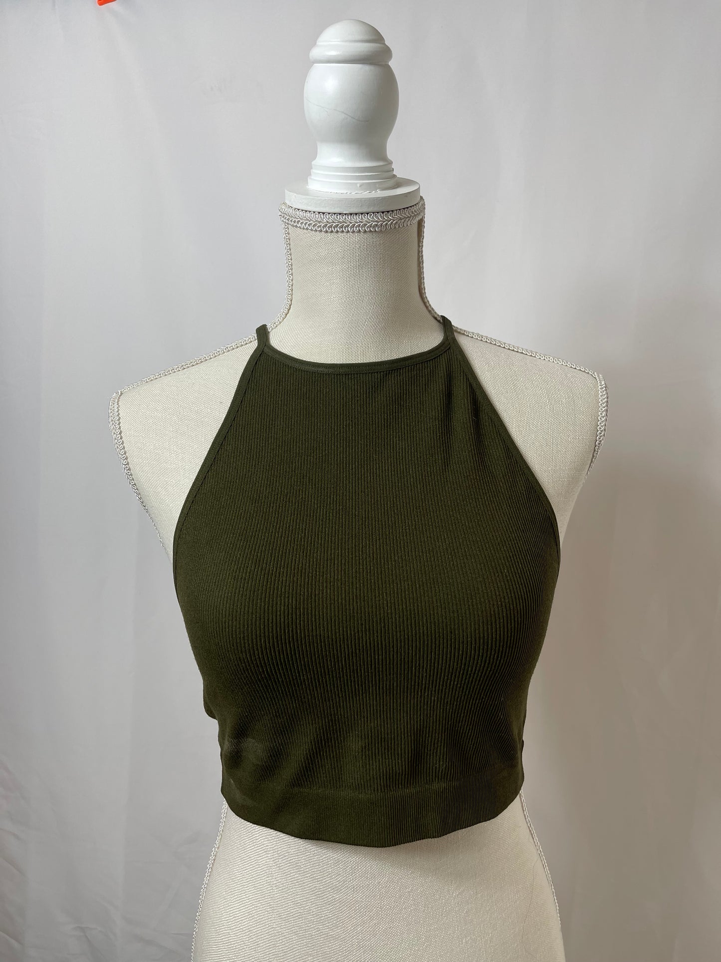 Olive-it crop top